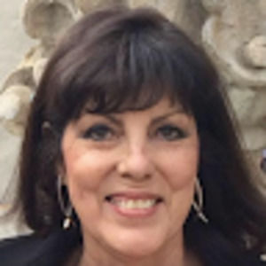 Meet your Posher, Vivian